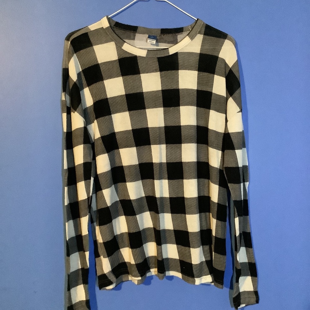 Old Navy women’s Long Sleeved Top Black and white Size S
